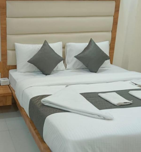 Sun Inn Residency , Нави Мумбаи Экстерьер фото